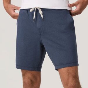 Vuori Men's Ponto 7" Performance Short in Azure Heather Color Size XL